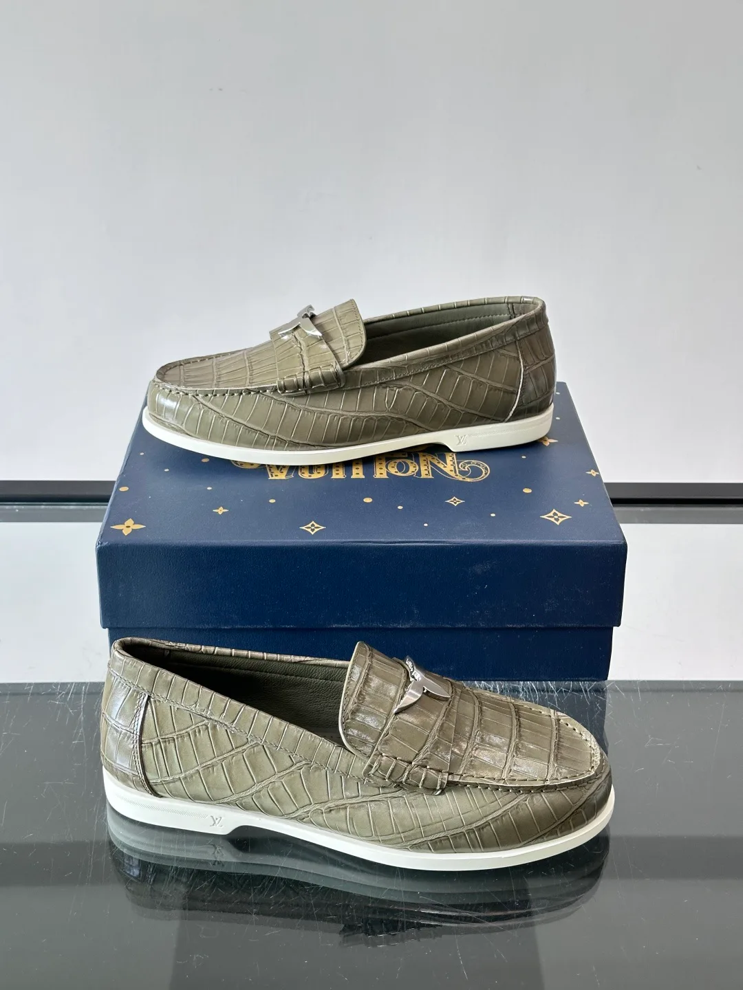 Лоферы И Туфли Мужские Louis Vuitton 18118562