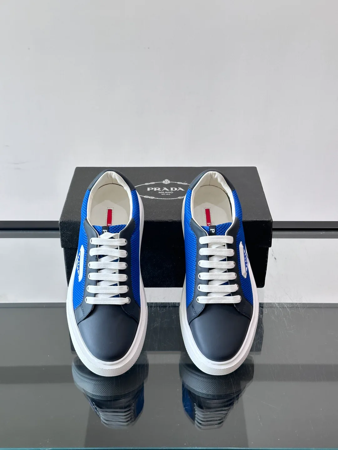 Кроссовки Мужские Prada 17497960