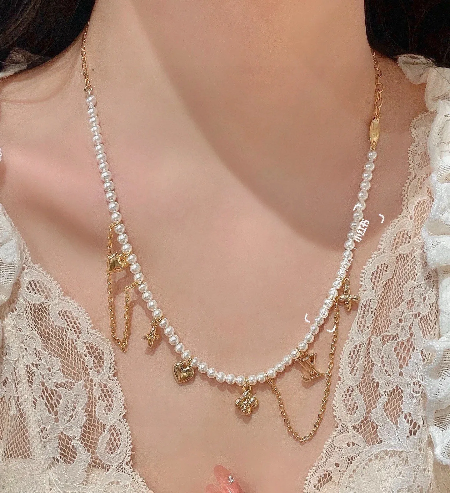 Бижутерия Louis Vuitton 16864378