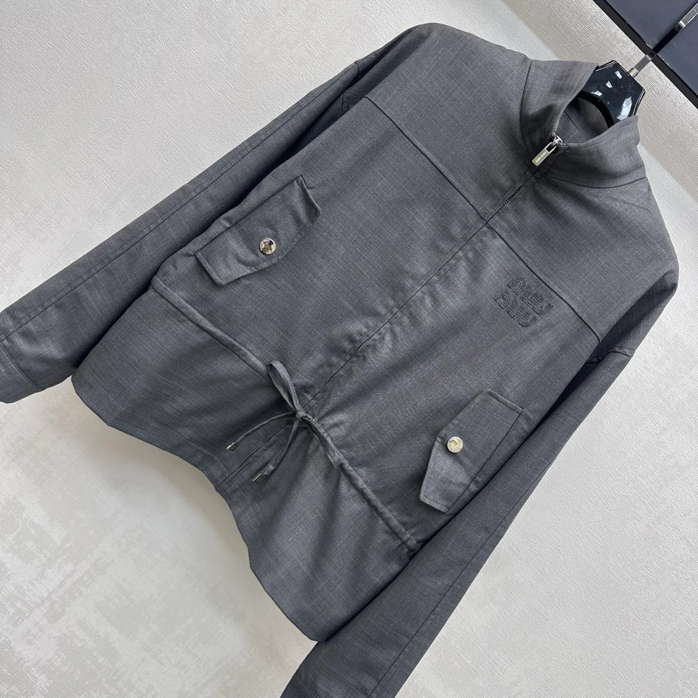 Куртки И Пуховики Женские Miu Miu 18228486