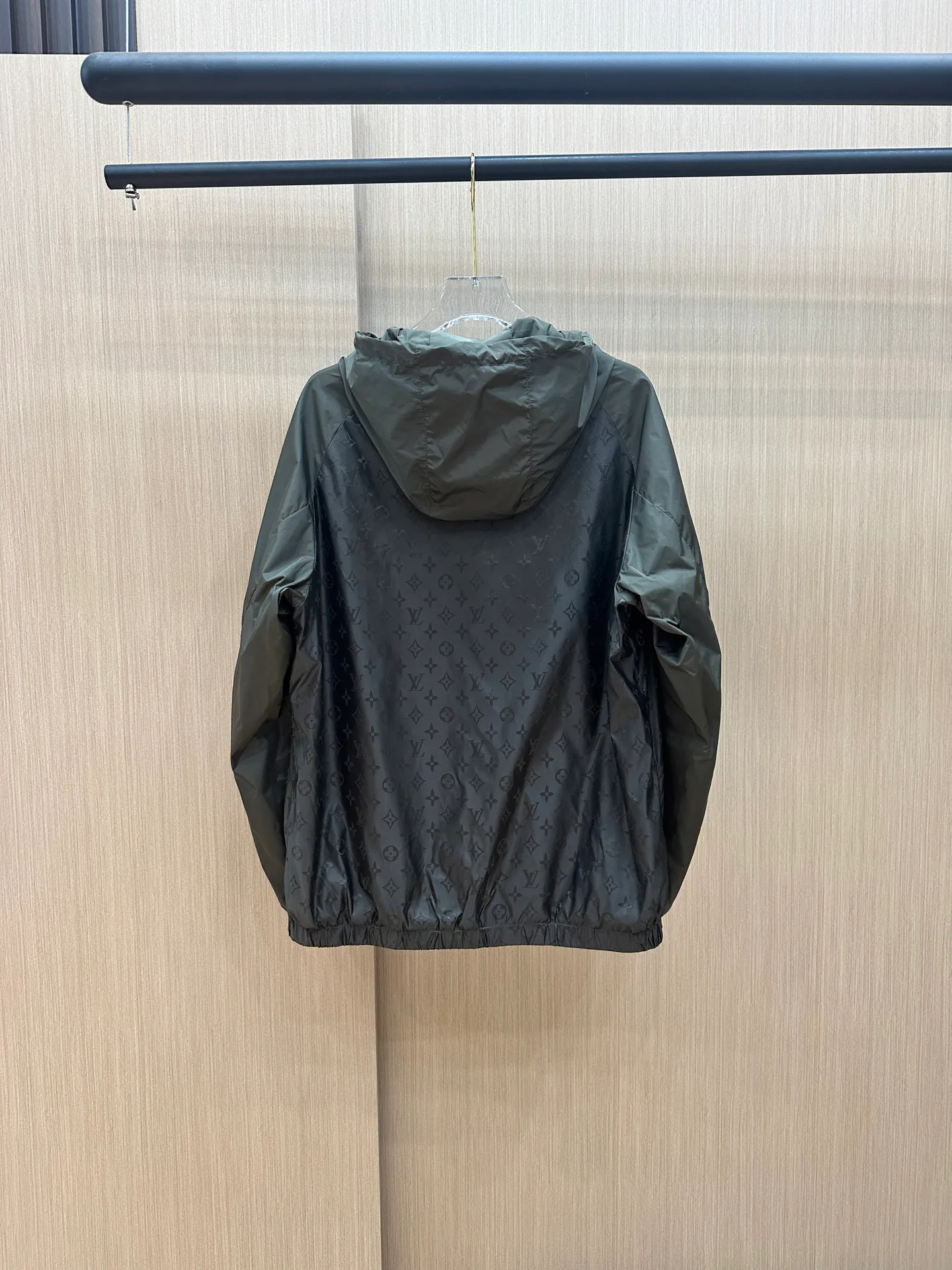 Куртки И Пуховики Мужские Louis Vuitton 11520392