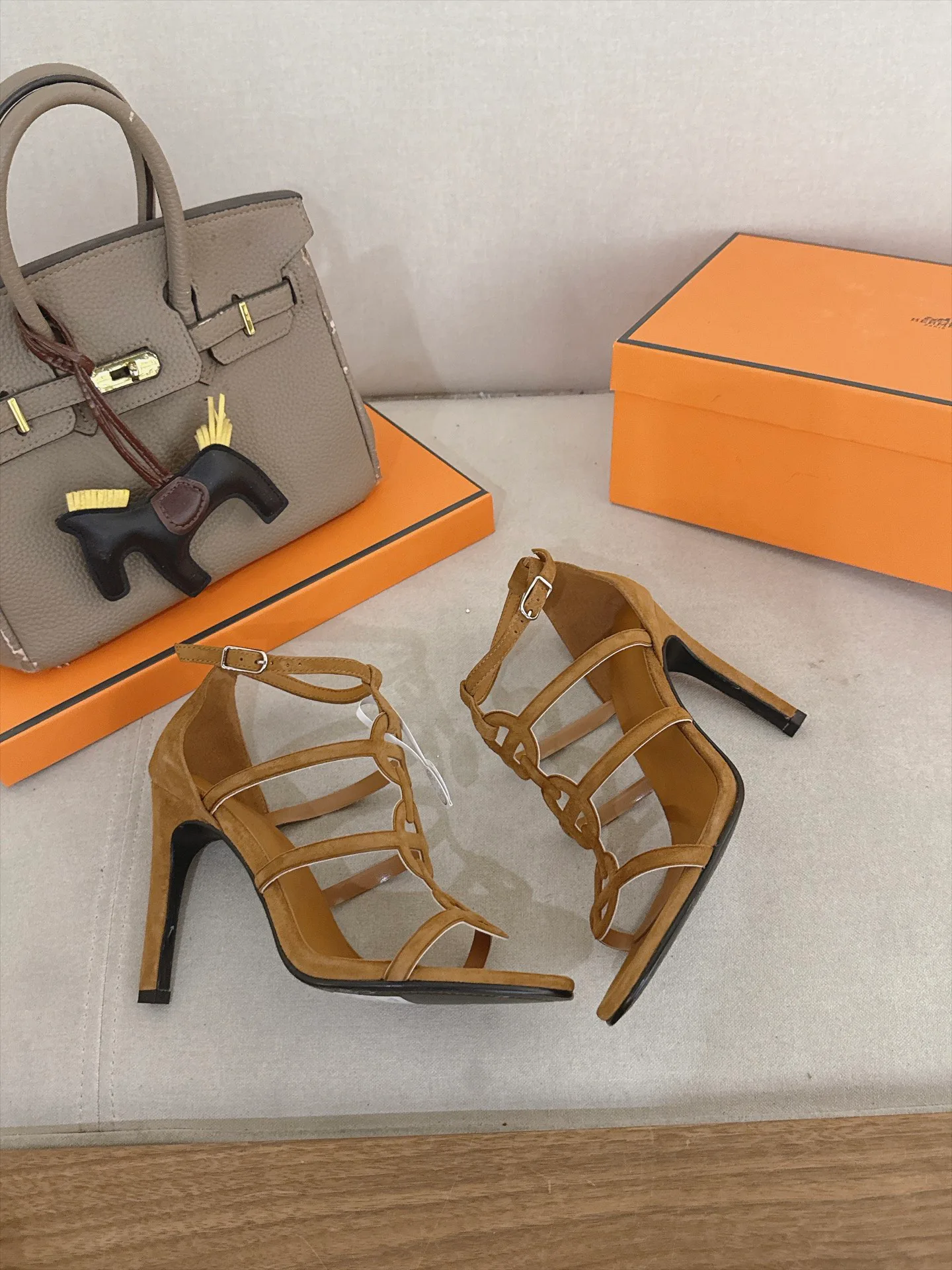 Босоножки Женские Hermes 18738602