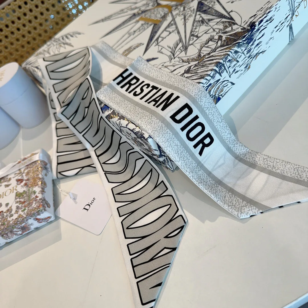 Платки Christian Dior 12918481