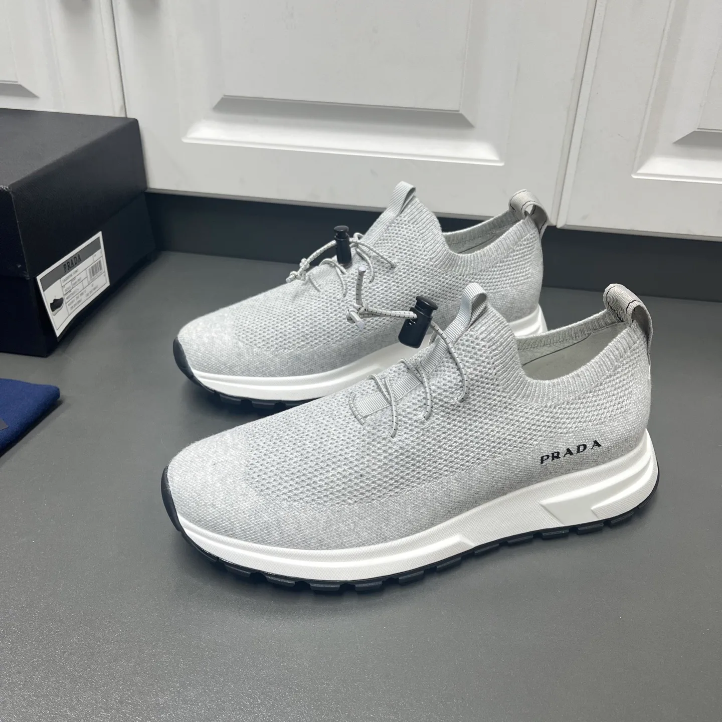 Кроссовки Мужские Prada 24211