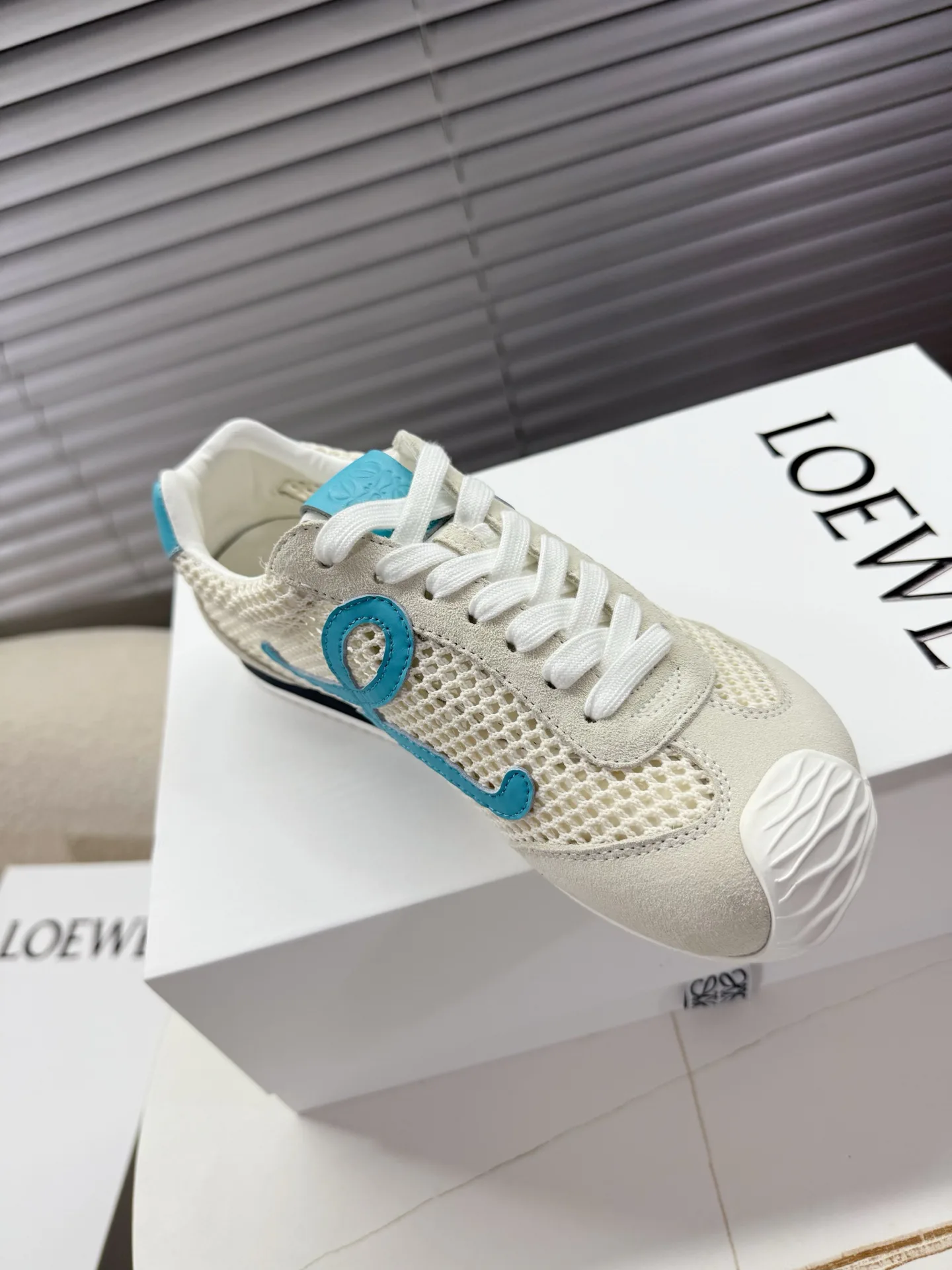 Кроссовки Женские Loewe 3923278
