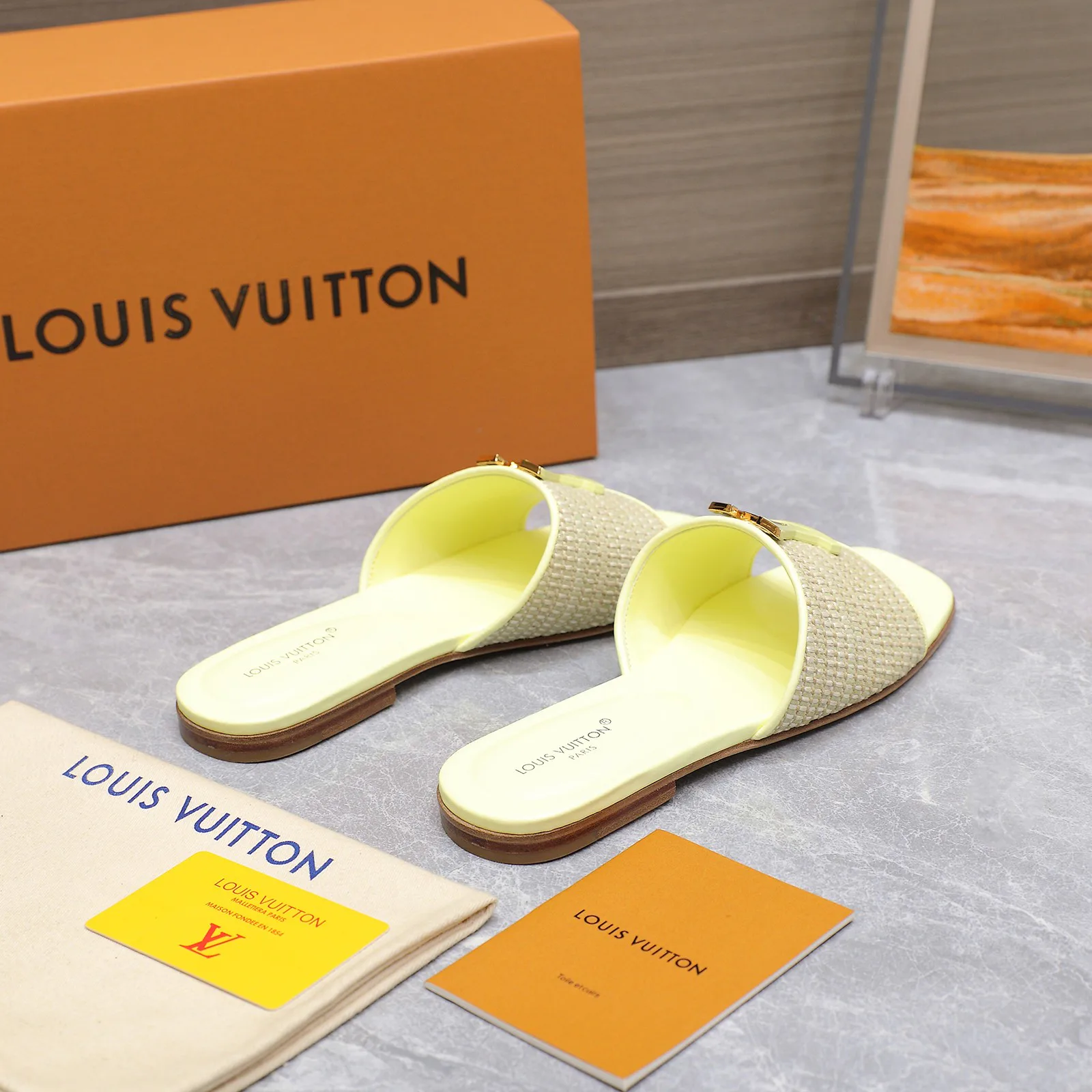 Шлепанцы Женские Louis Vuitton 491983