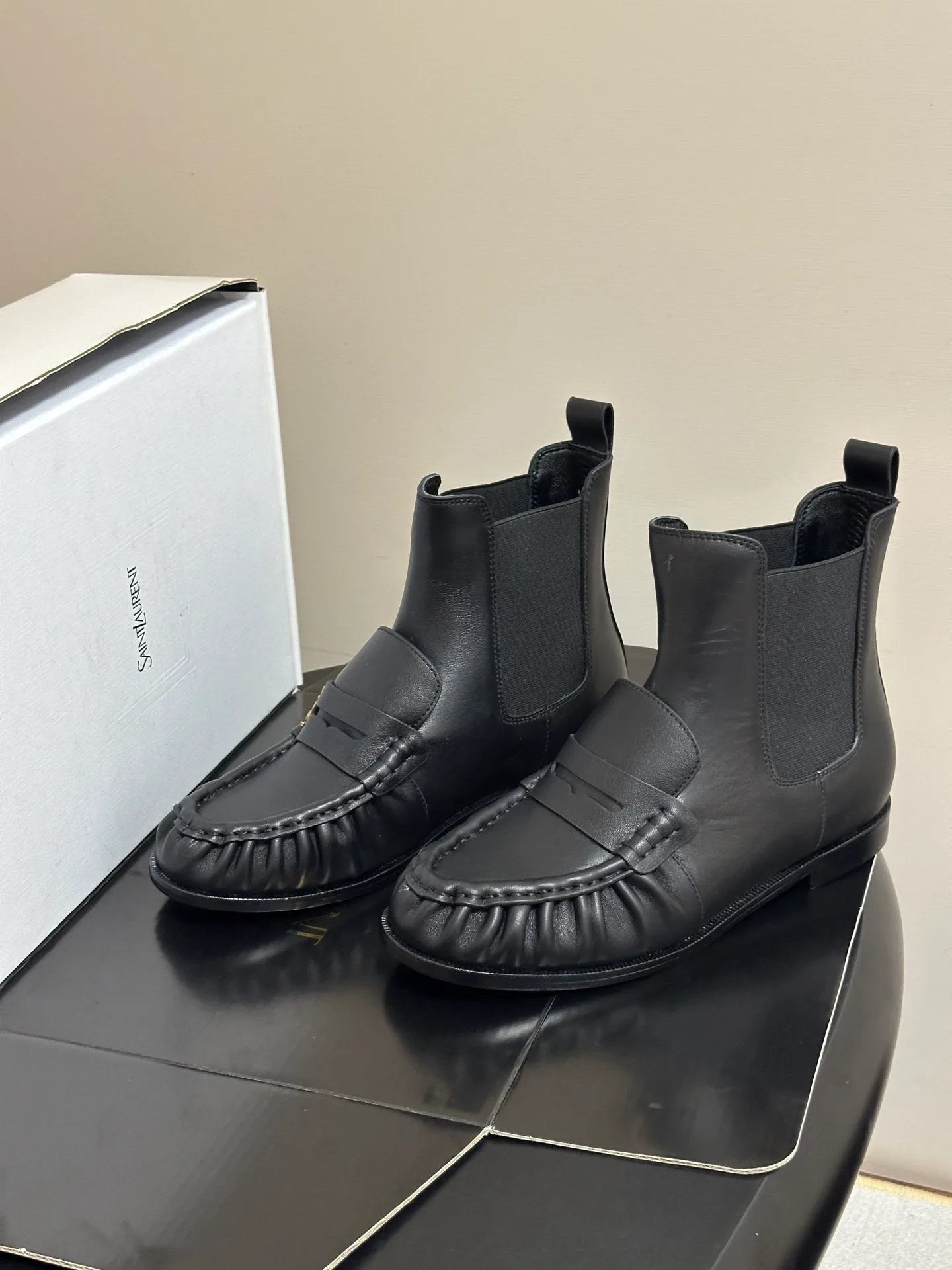 Ботильоны Женские Saint Laurent 18340999