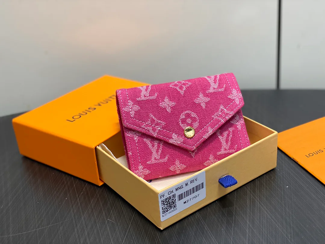 Клатчи Женские Louis Vuitton 11778091