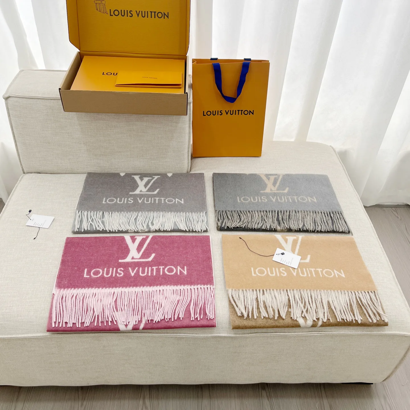 Шарфы Louis Vuitton 287840