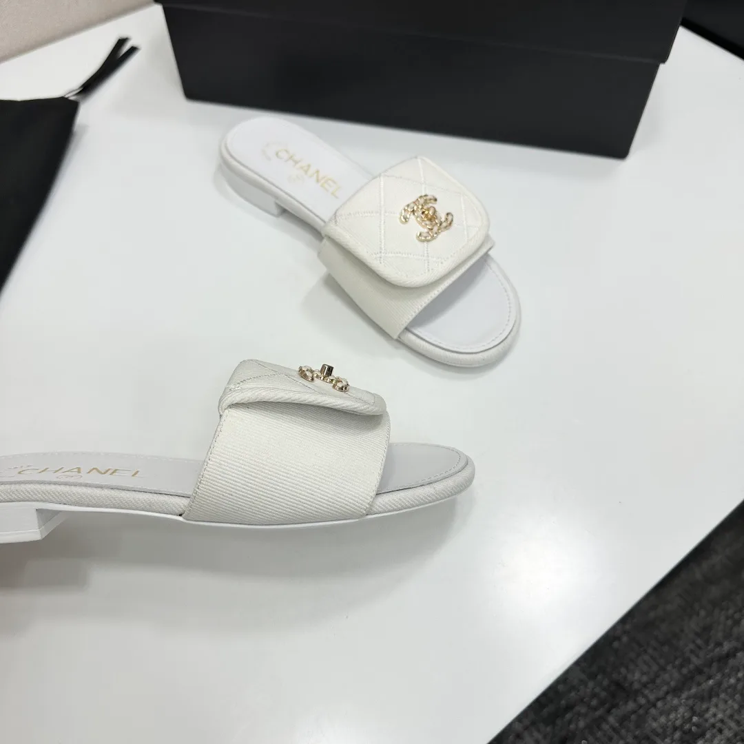Туфли Женские Chanel 9352799