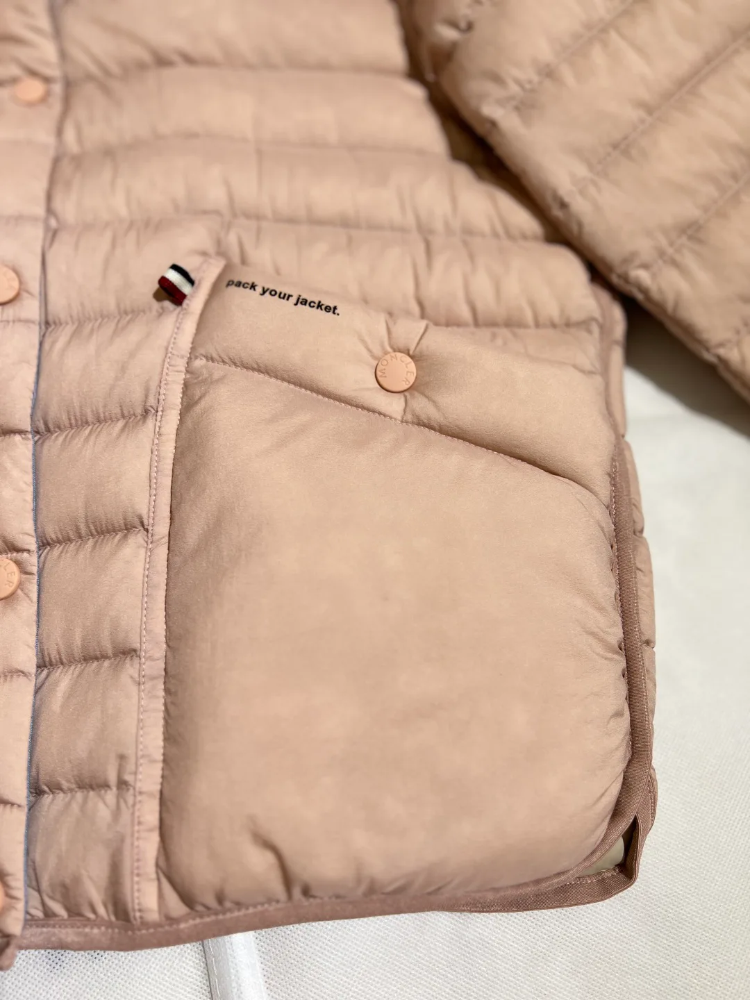 Куртки И Пуховики Женские Moncler 19725232