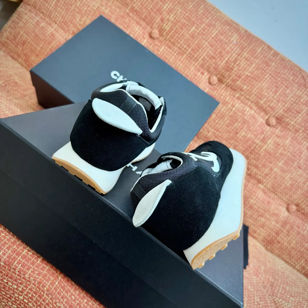 Кроссовки Женские Chanel 10645140