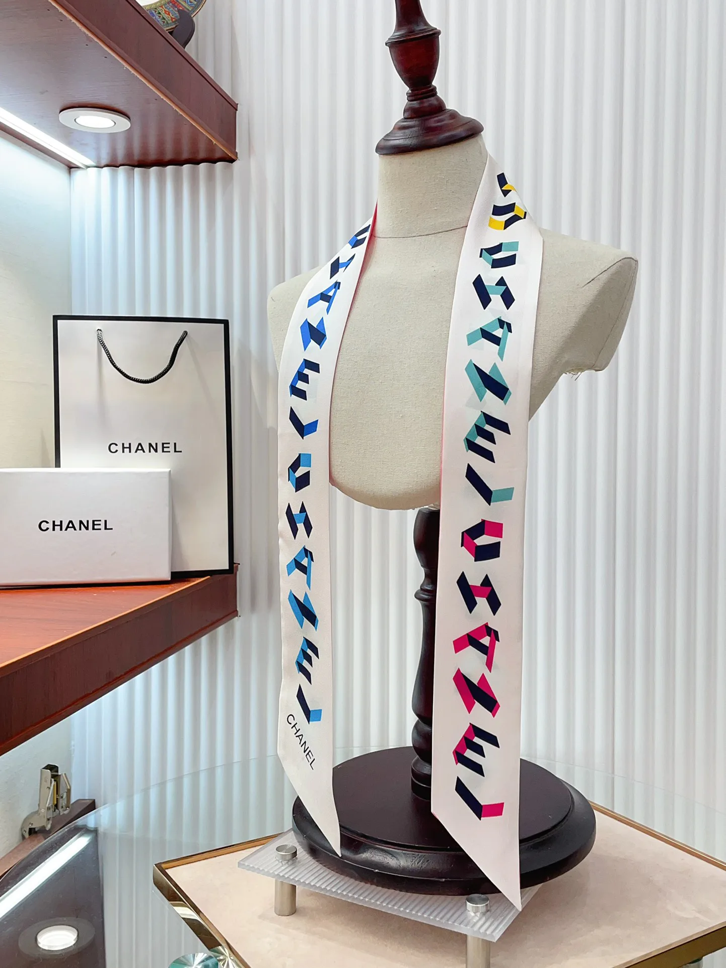 Платки Chanel 11882937