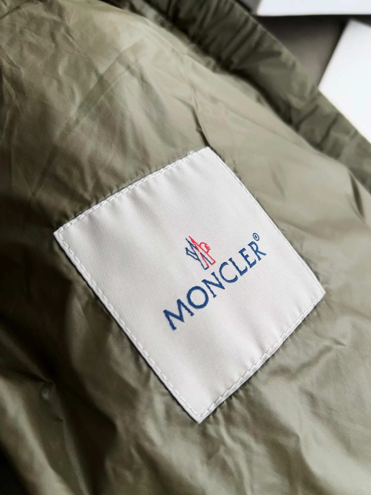 Куртки И Пуховики Женские Moncler 19527621