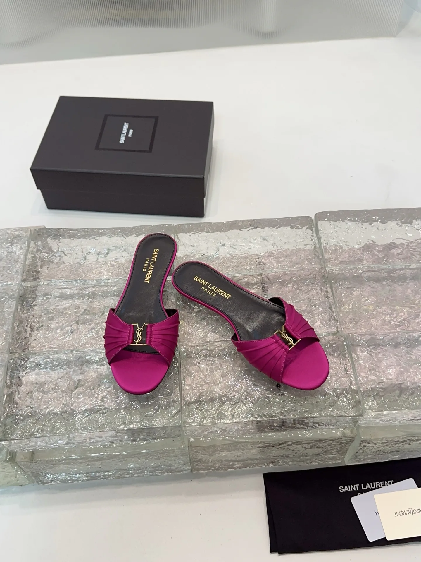 Босоножки Женские Saint Laurent 13339115