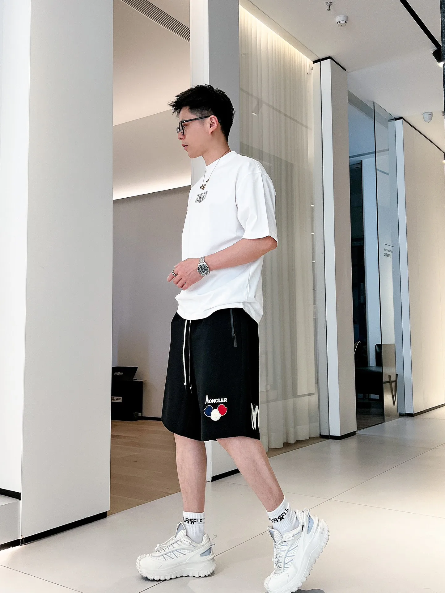 Шорты Мужские Moncler 13479626