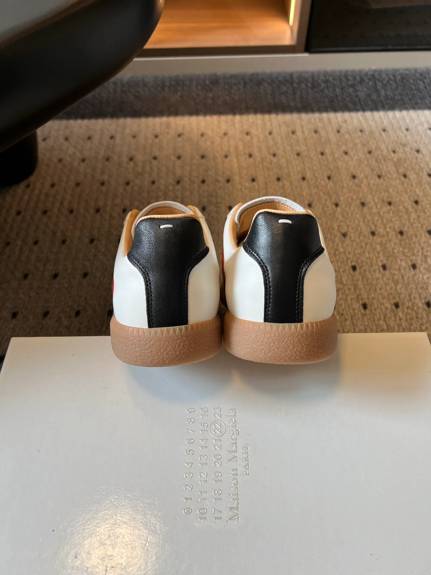 Кроссовки Женские Maison Margiela 17568924