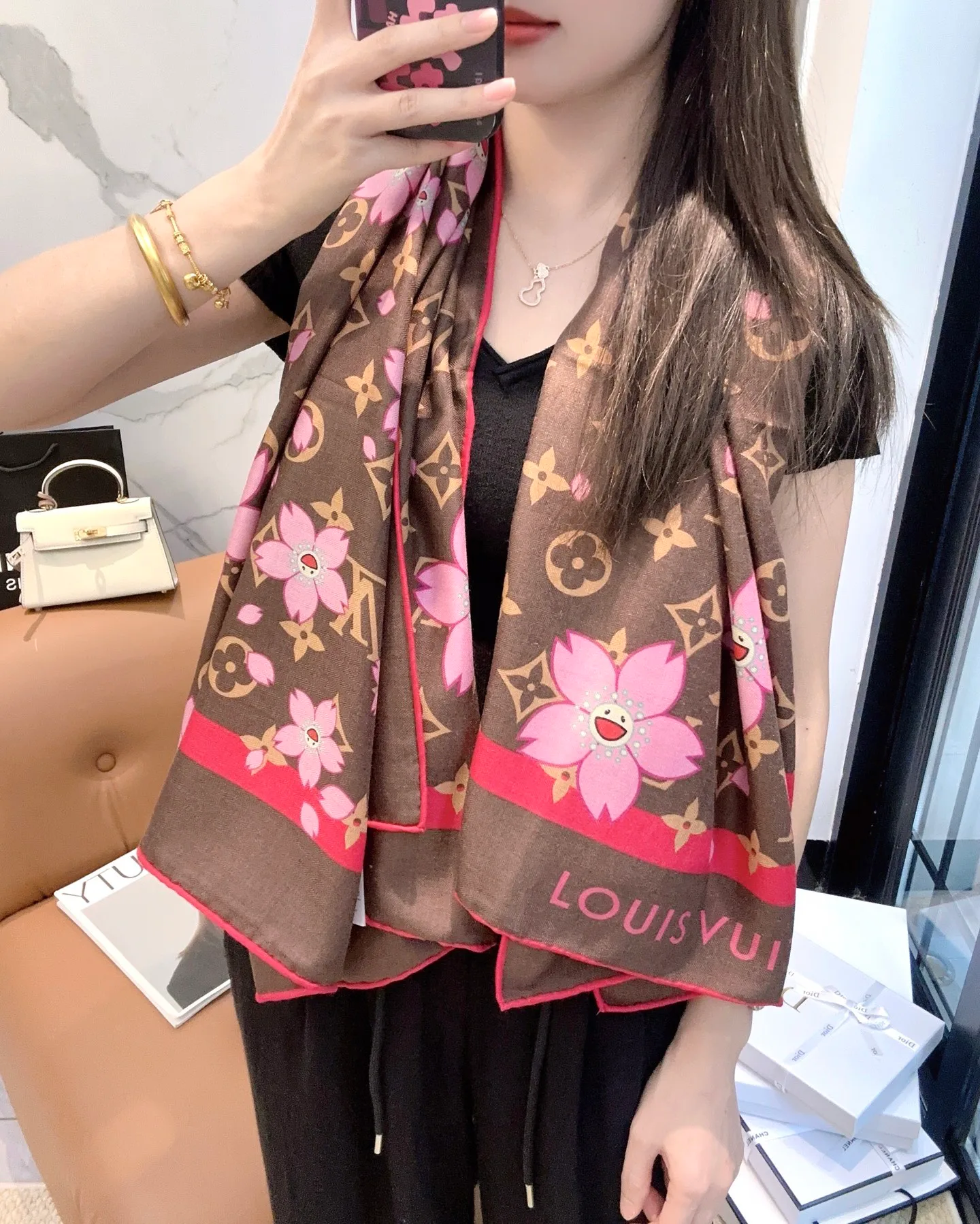 Шарфы Louis Vuitton 702878