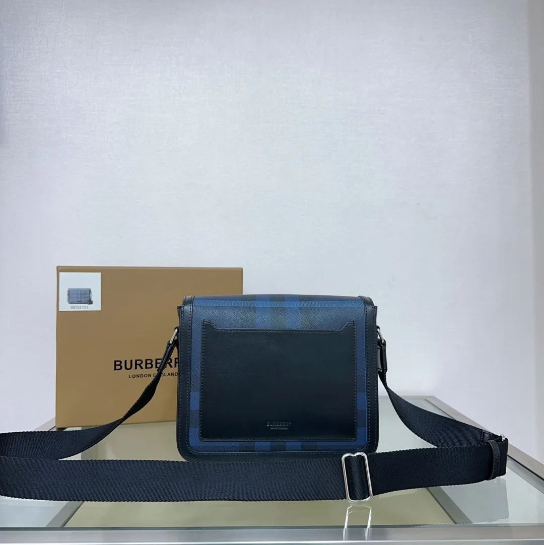 Сумки На Ремне Женские Balenciaga 4305157