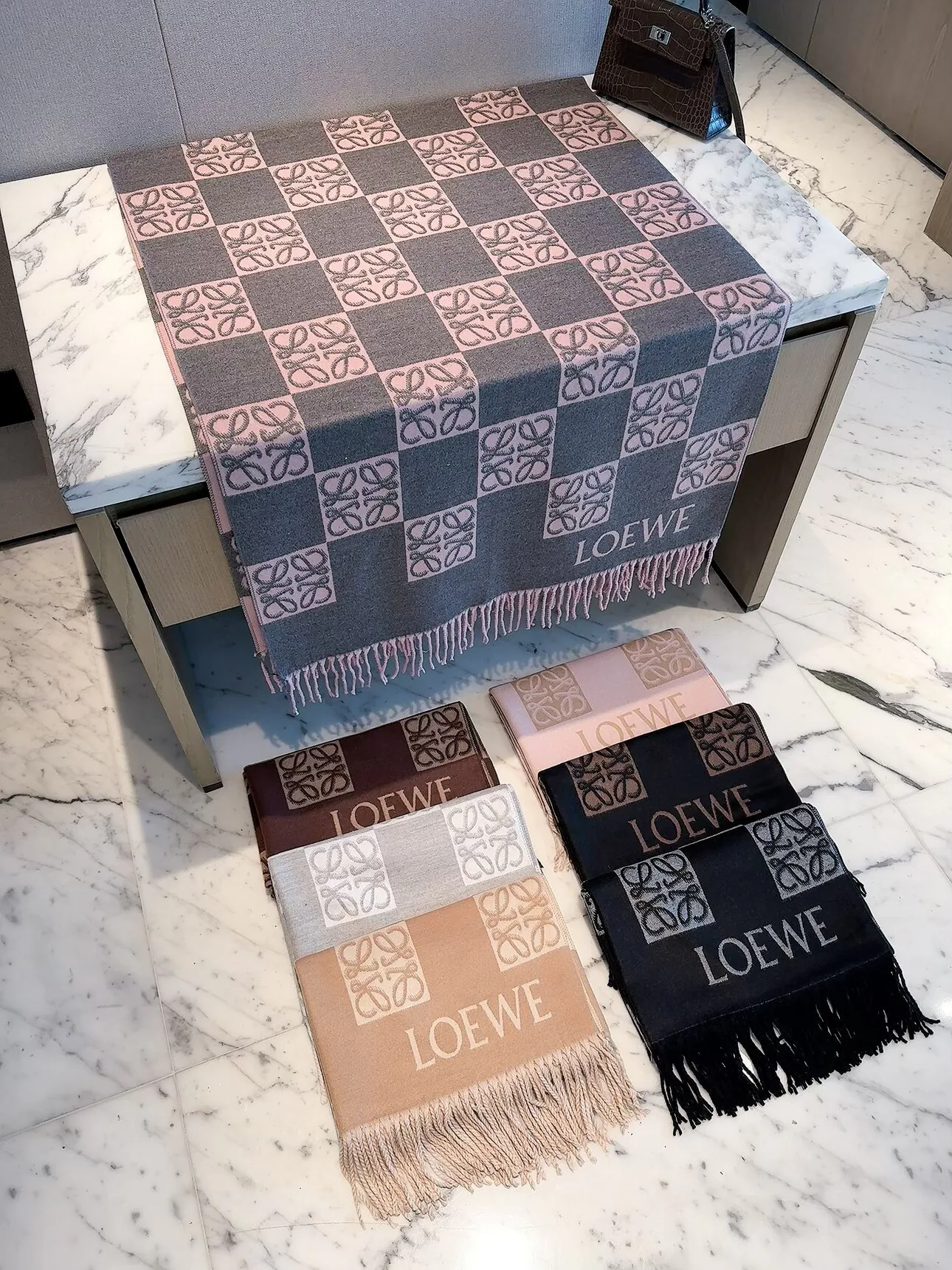 Шарфы Loewe 18003004