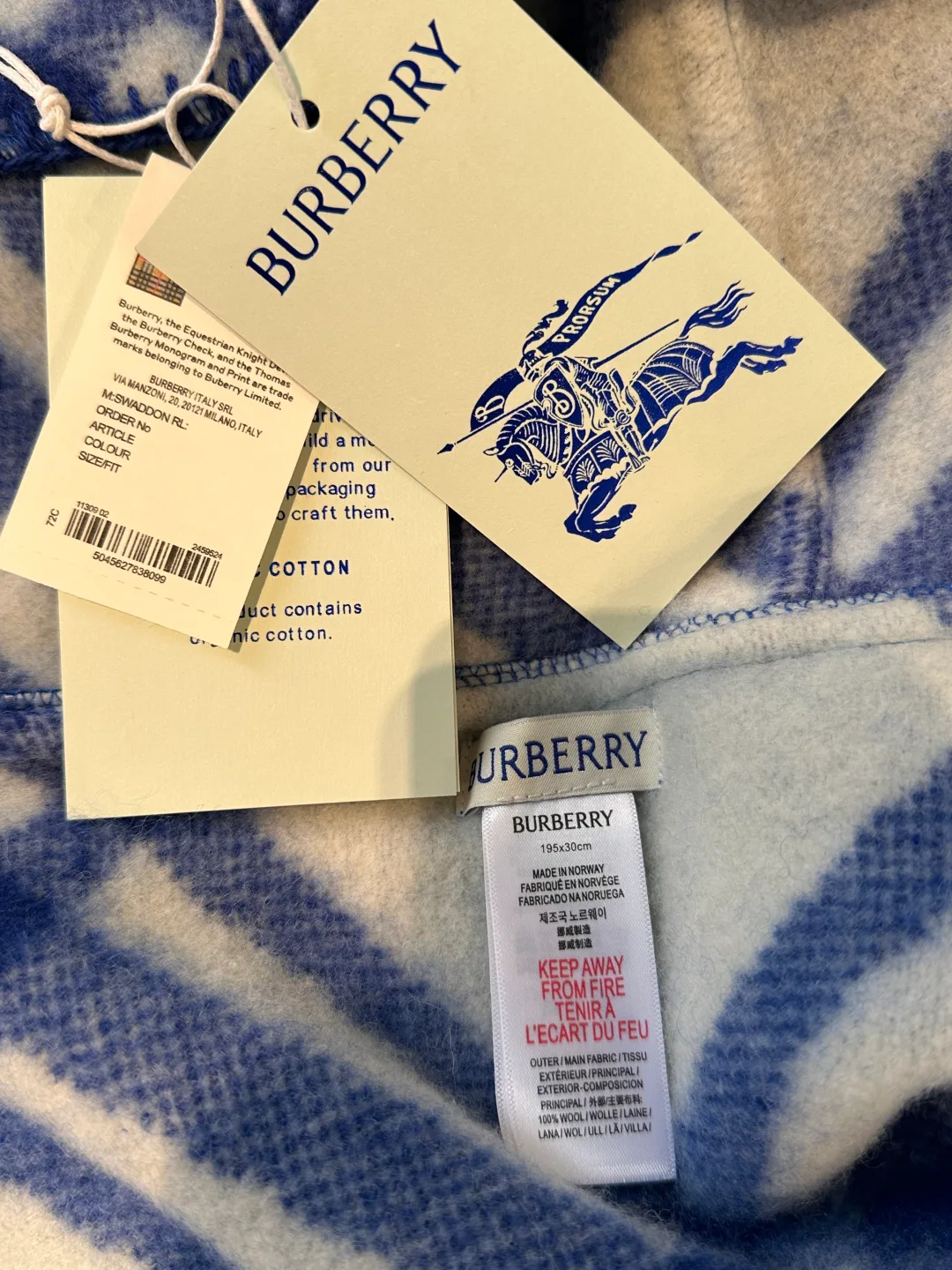 Шарфы Burberry 7065095