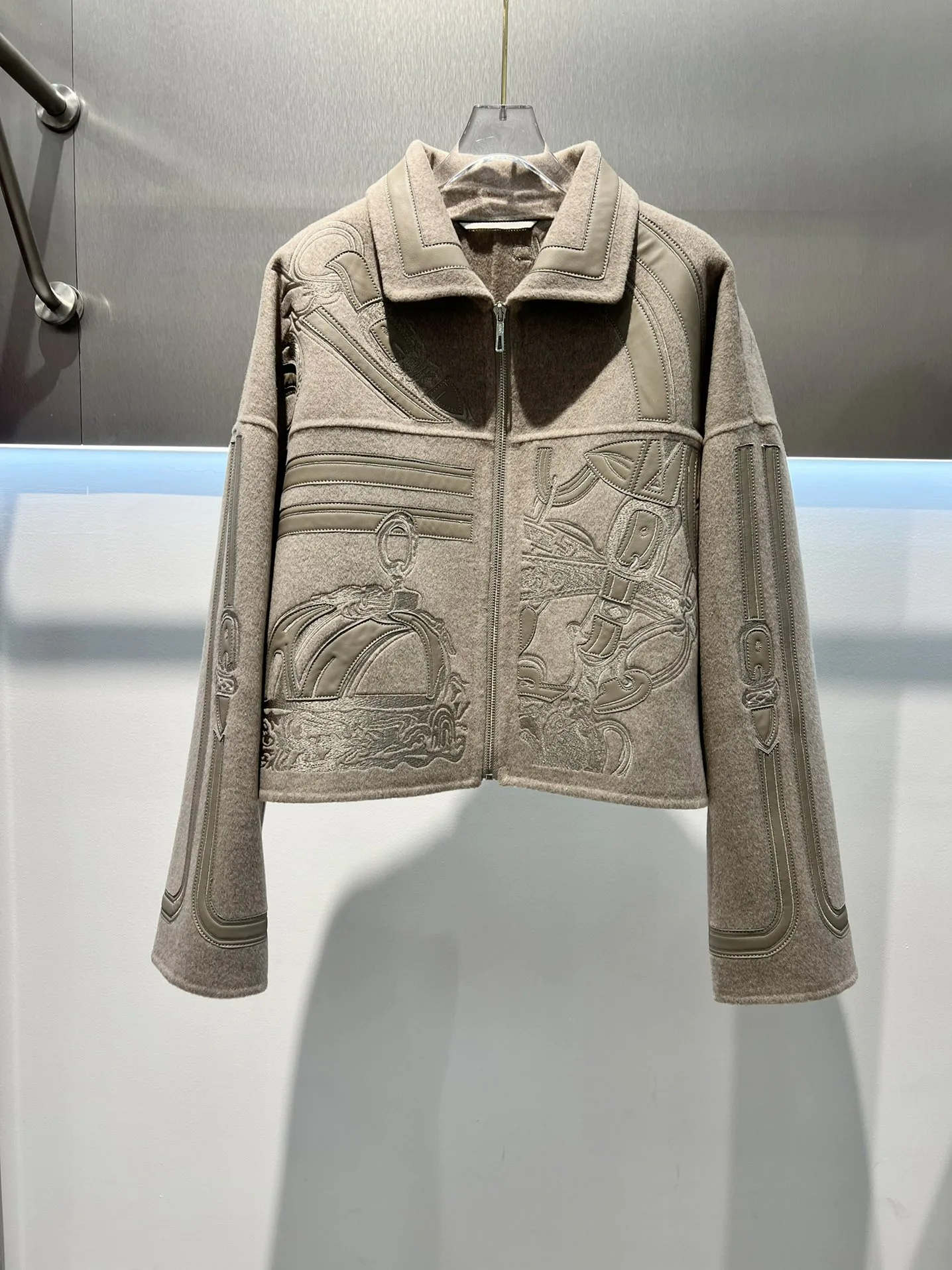 Куртки И Пуховики Женские Hermes 1757151