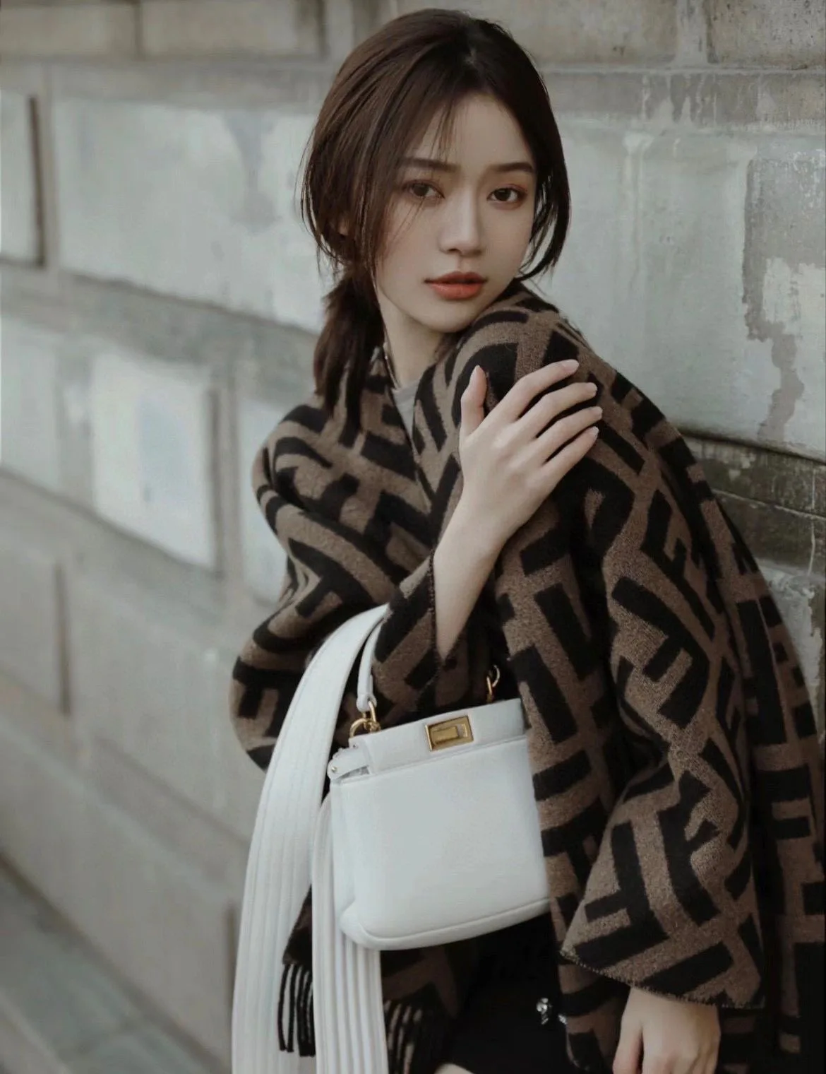 Шарфы Fendi 3964