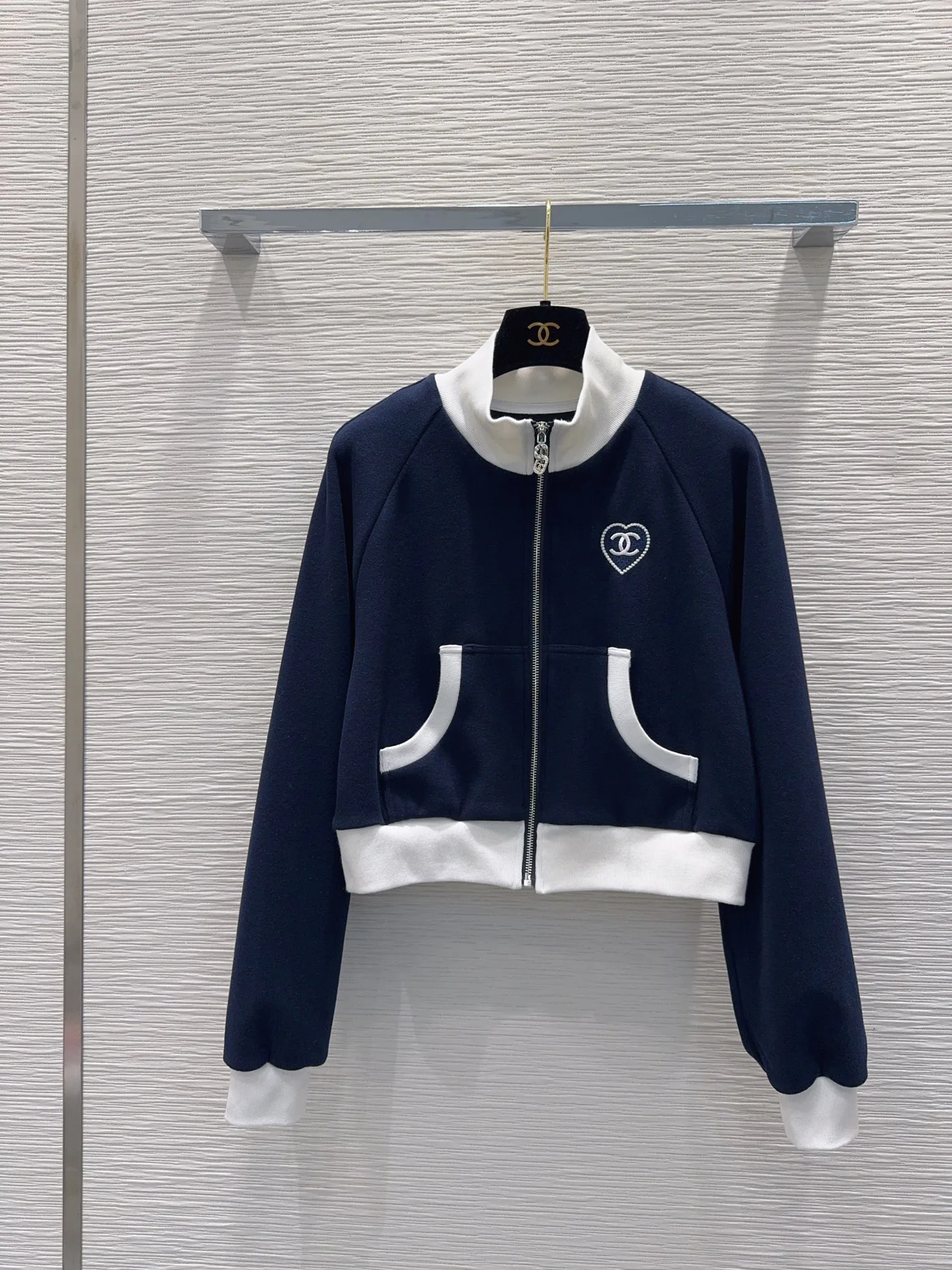 Костюмы Женские Chanel 3042952