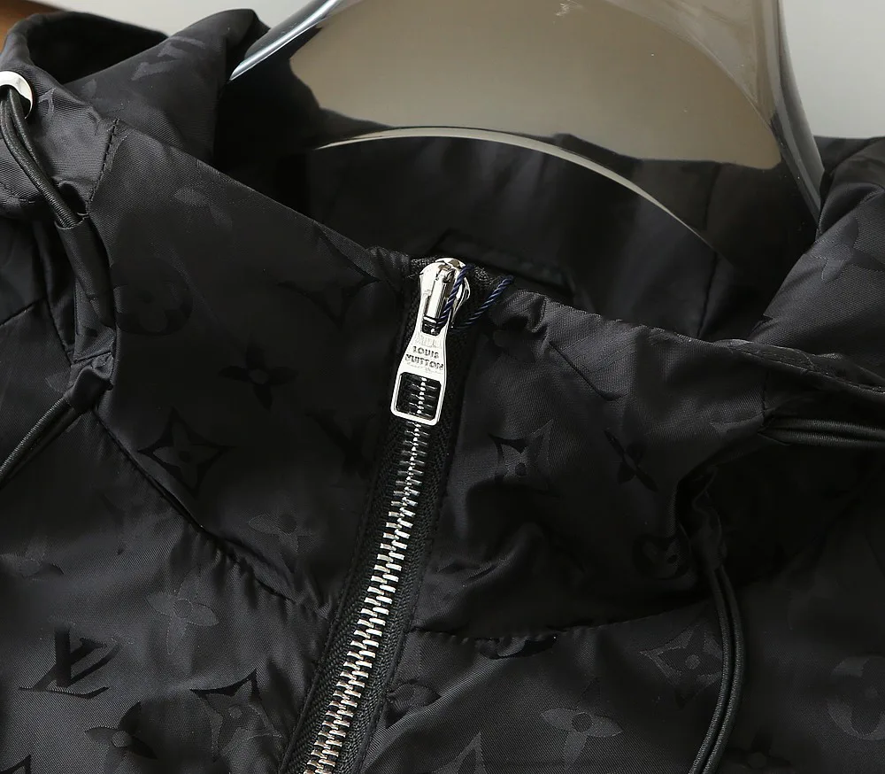 Куртки И Пуховики Мужские Louis Vuitton 9949817
