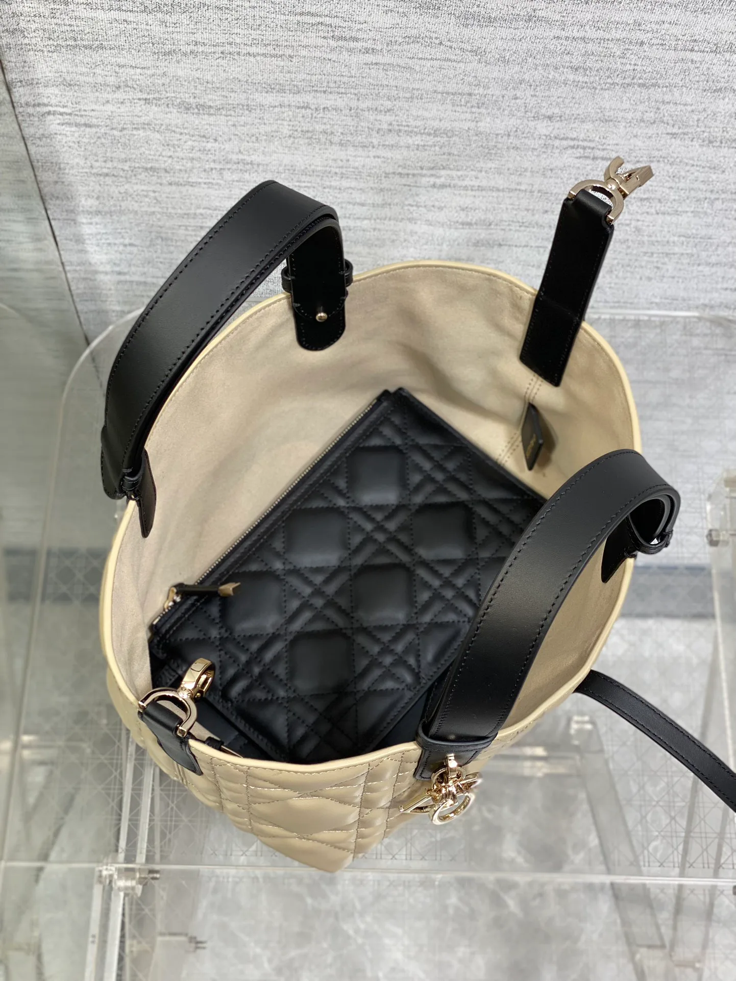 Классические Сумки Женские Christian Dior 11562691