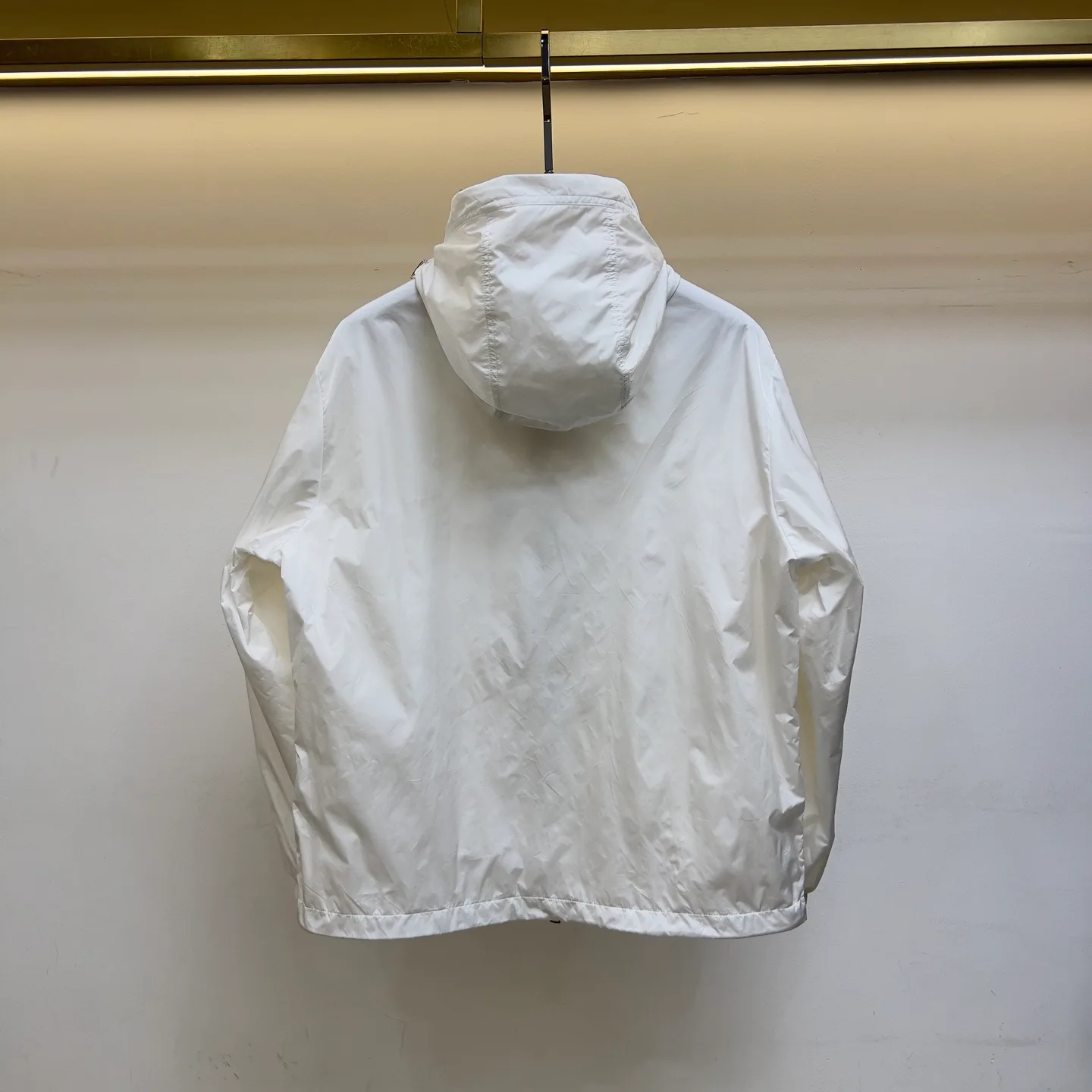 Куртки И Пуховики Женские Moncler 17340714