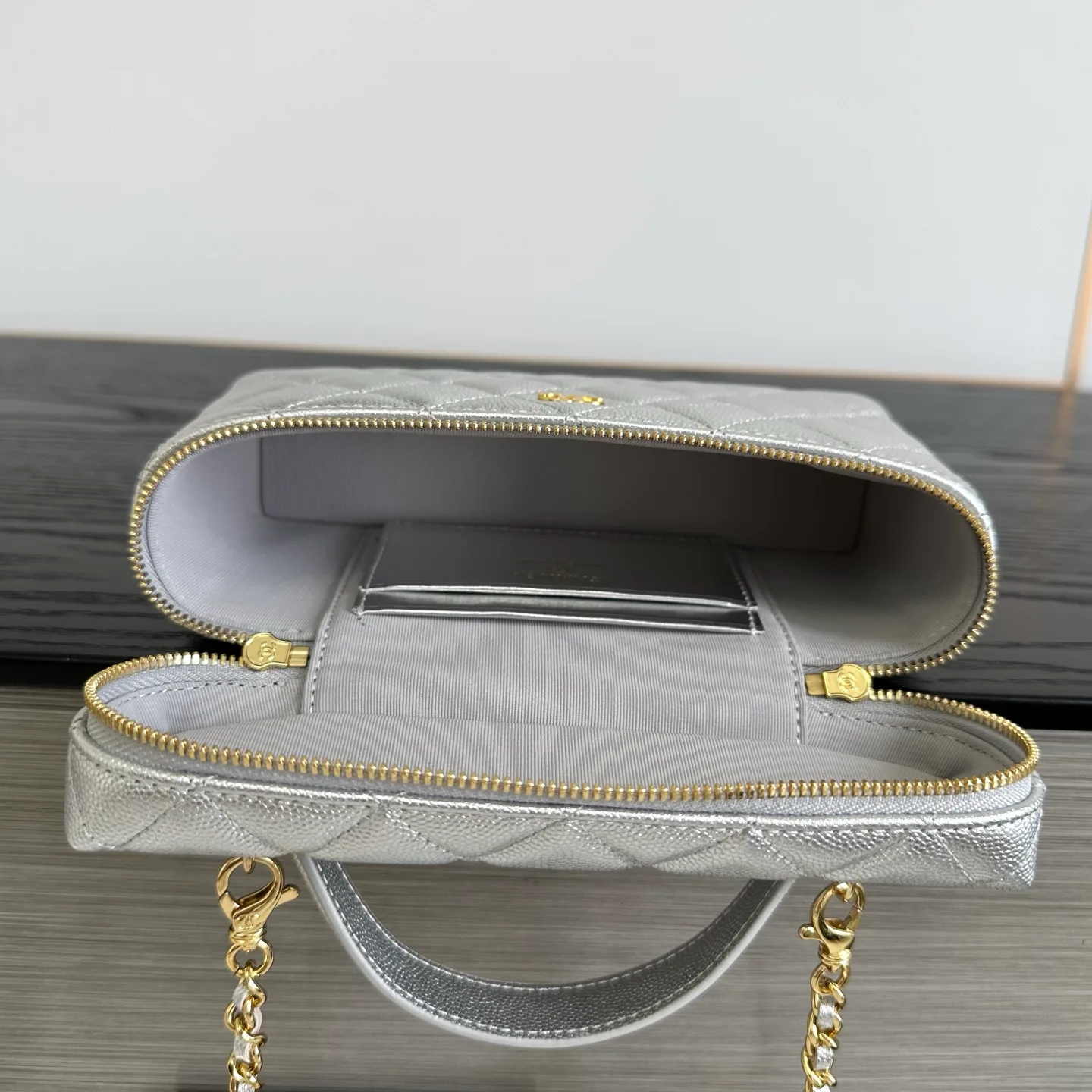 Классические Сумки Женские Chanel 18186217