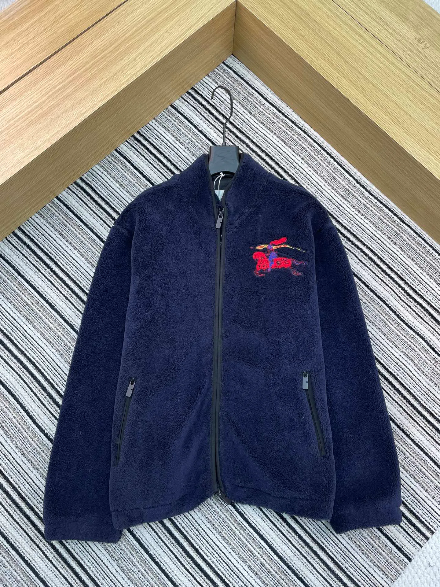 Куртки И Пуховики Женские Burberry 3151946