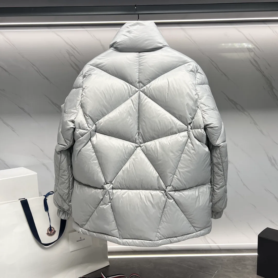 Куртки И Пуховики Мужские Moncler 1057356
