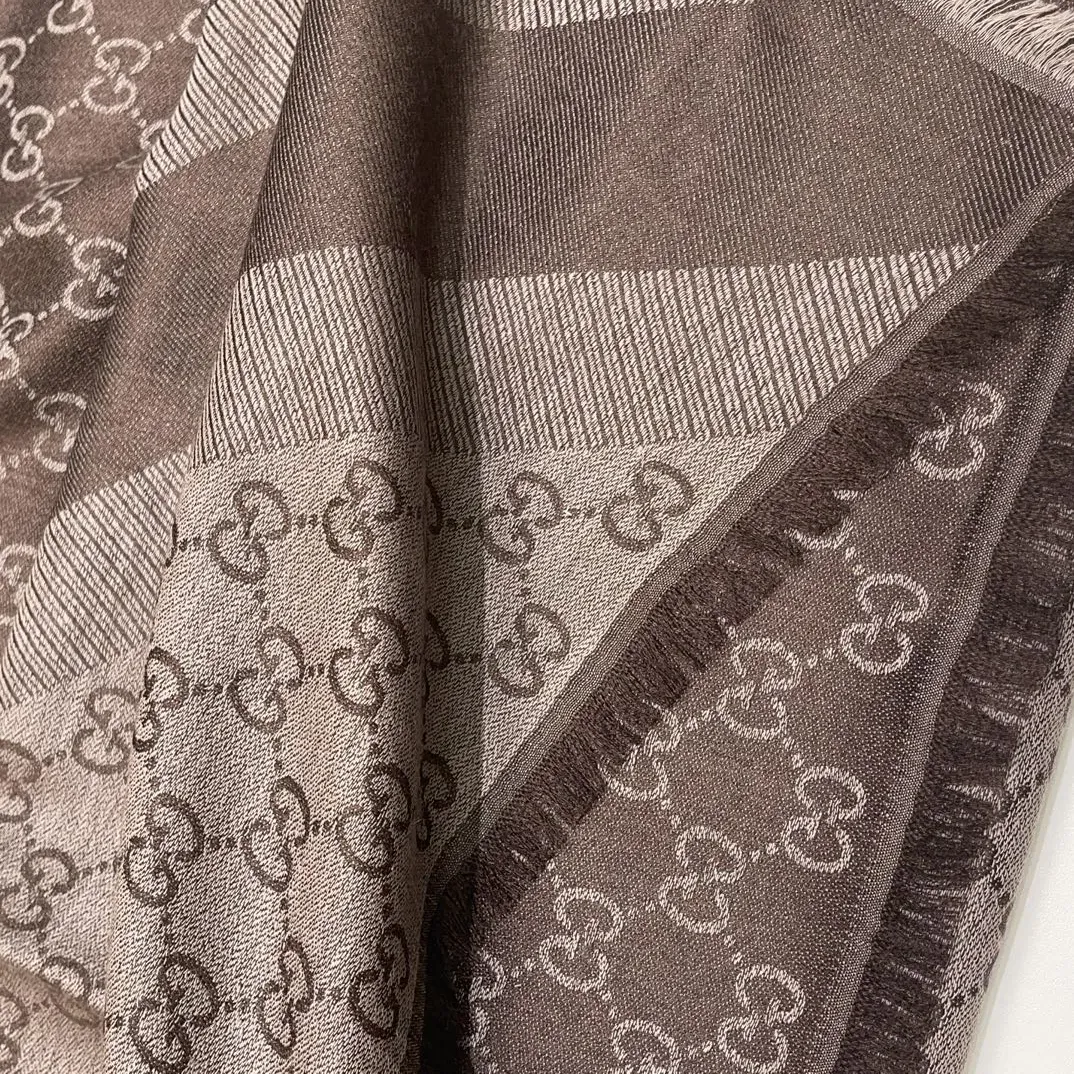 Шарфы Gucci 2592110