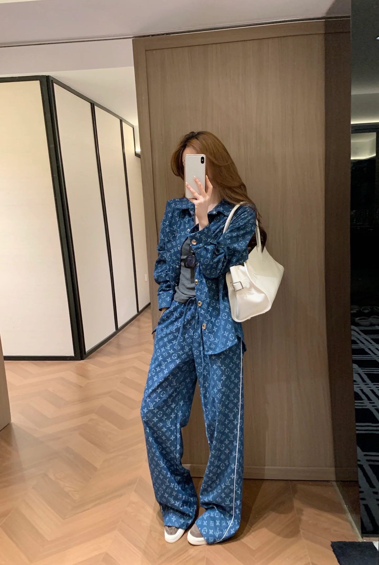 Костюмы Женские Louis Vuitton 17988119