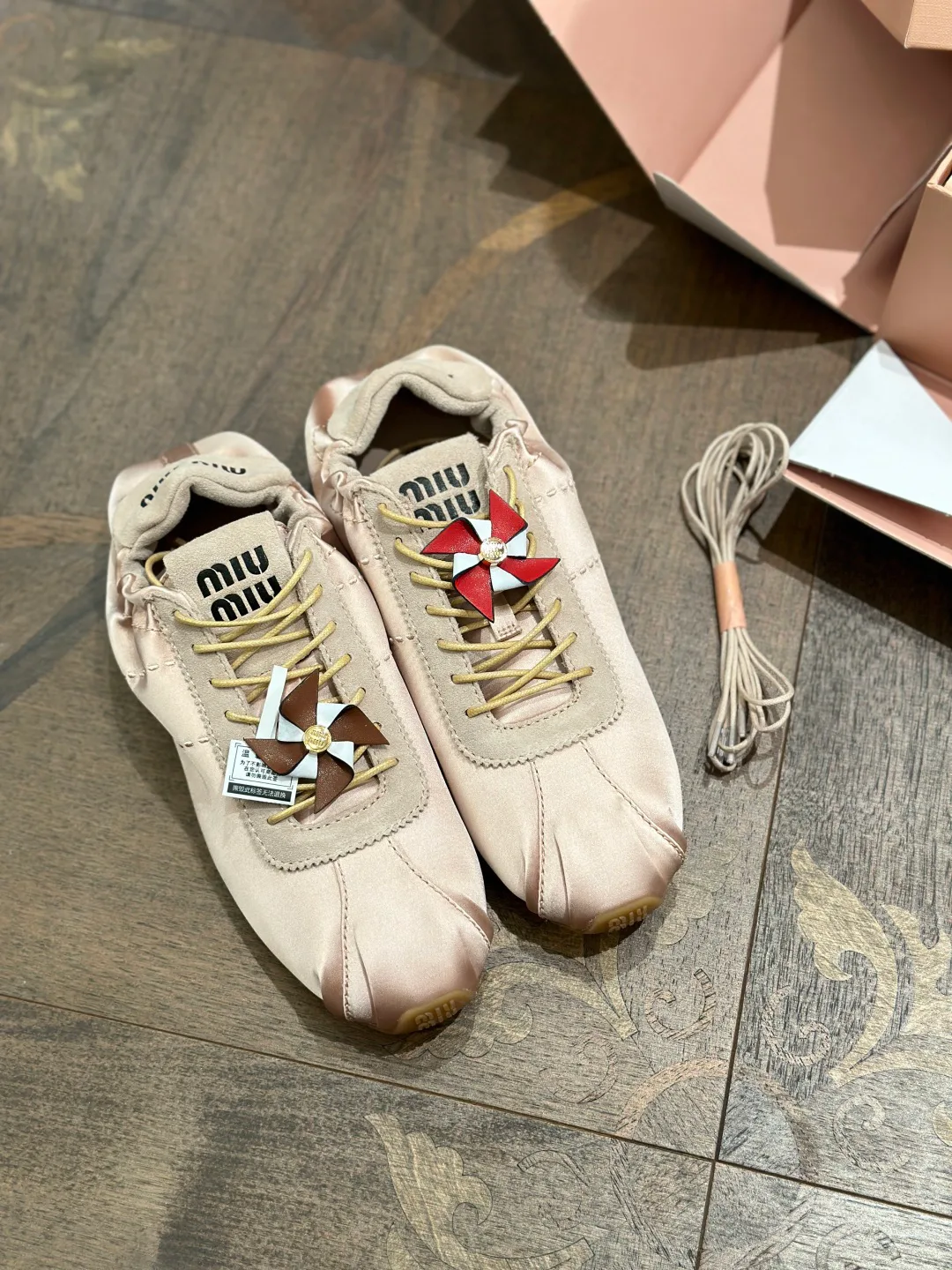 Кроссовки Женские Miu Miu 11579931