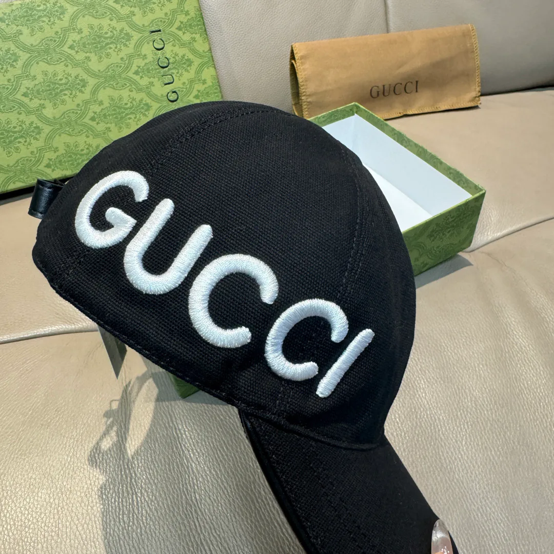 Головные Уборы Gucci 17604842
