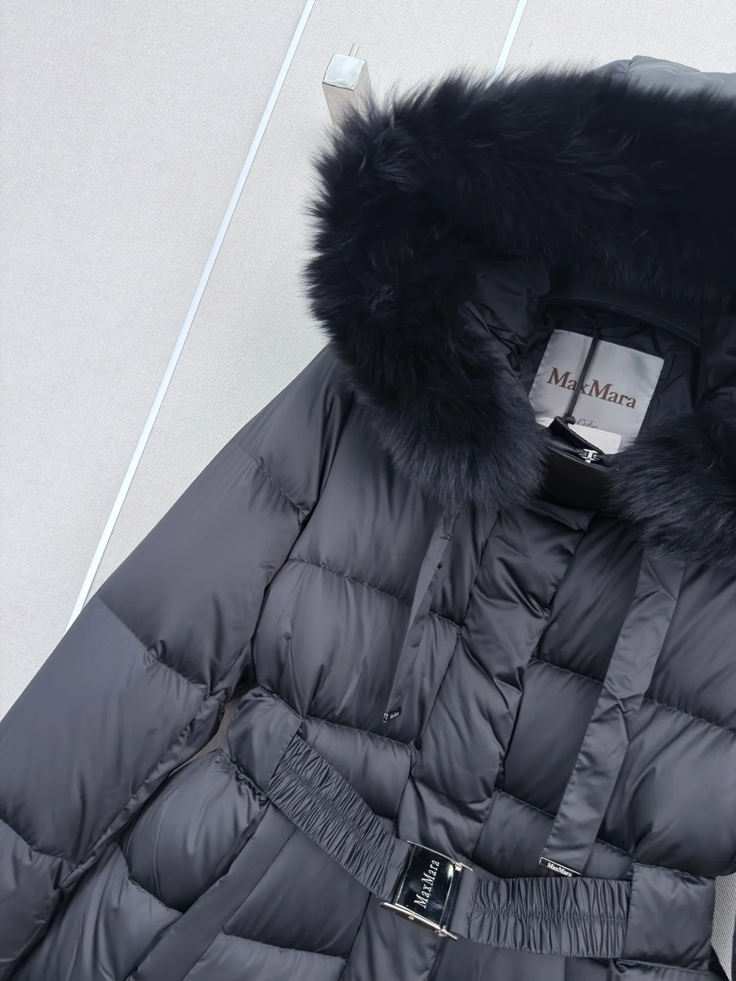 Куртки И Пуховики Женские Max Mara 18407963