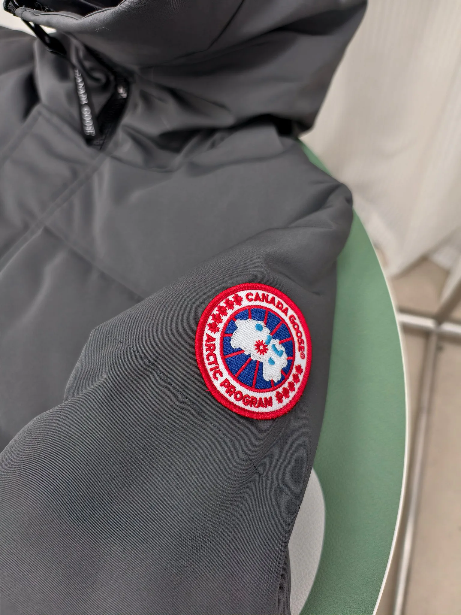 Куртки И Пуховики Женские Canada Goose 2162149