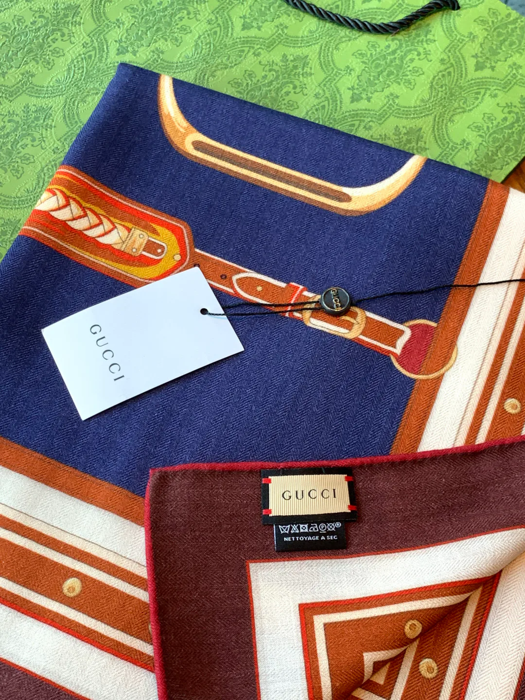 Шарфы Gucci 1036403