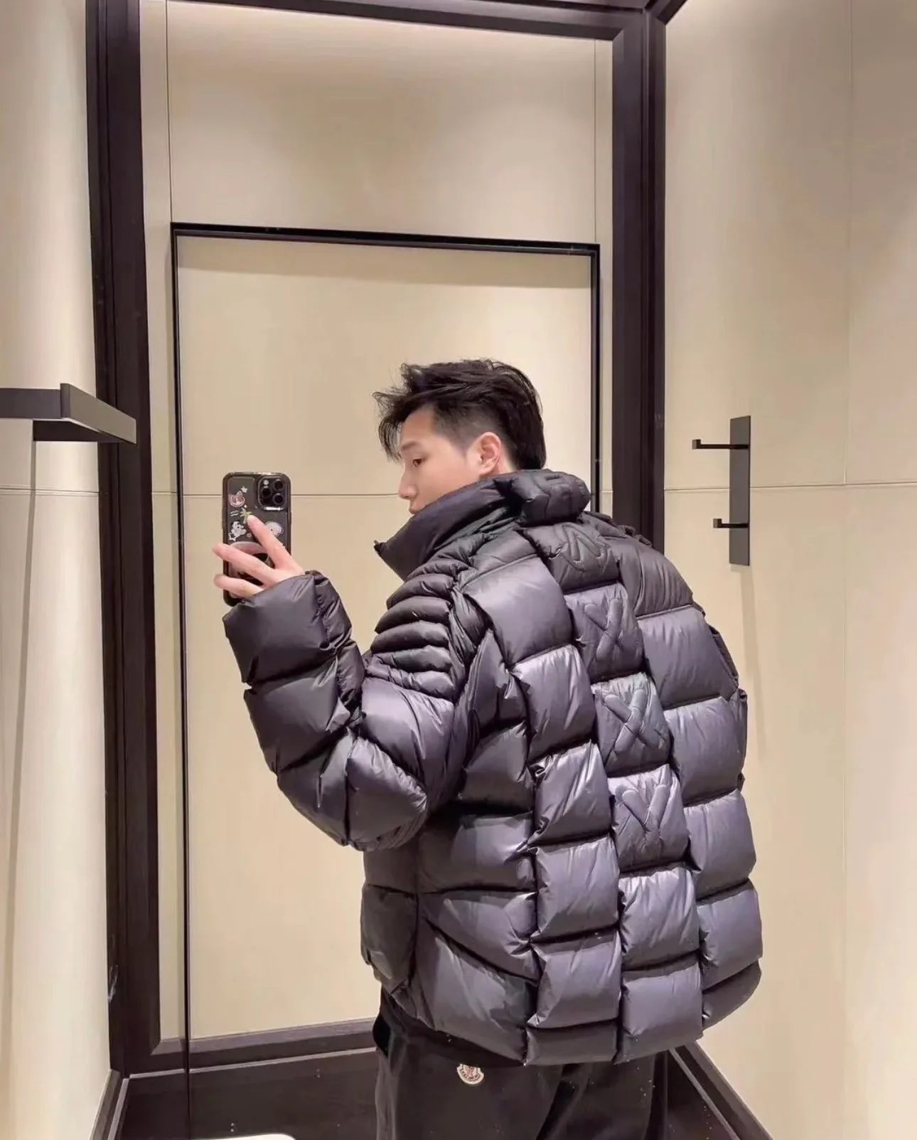 Куртки И Пуховики Женские Moncler 18130160