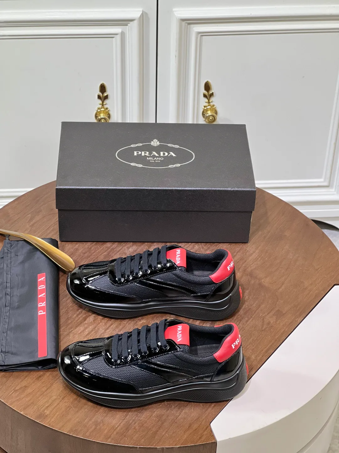 Кроссовки Женские Prada 17682038