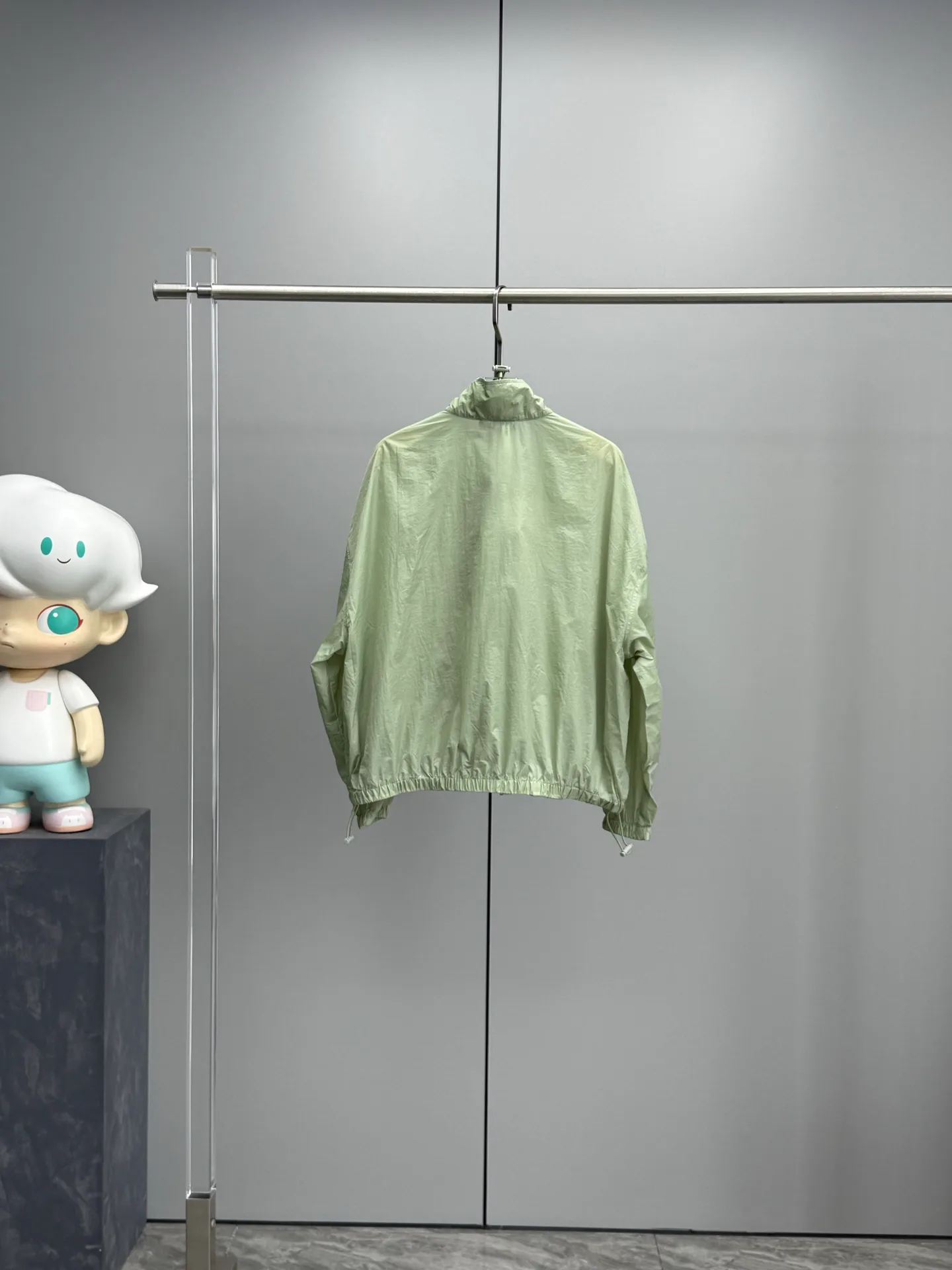 Куртки И Пуховики Женские Balenciaga 29922