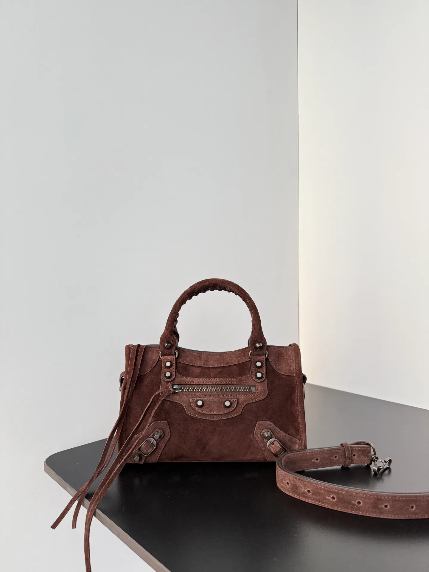 Сумки На Ремне Женские Balenciaga 1184583