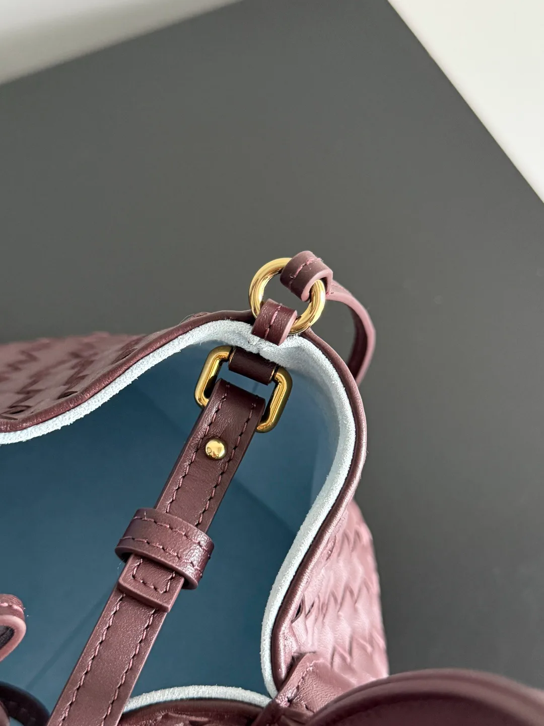 Классические Сумки Женские Bottega Veneta 11023508