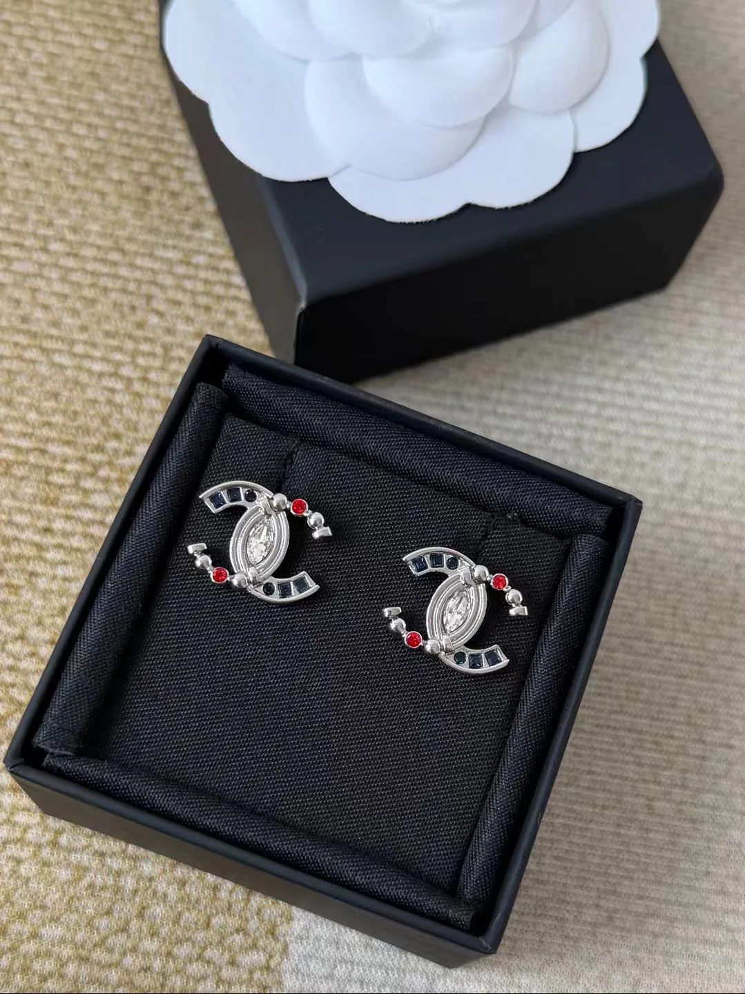 Бижутерия Chanel 18059167