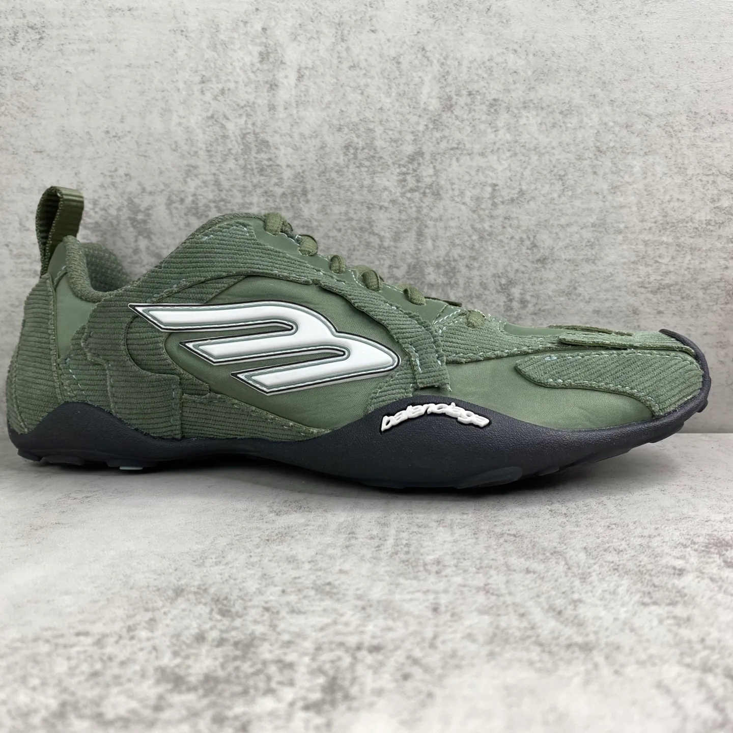 Кроссовки Женские Balenciaga 11216161