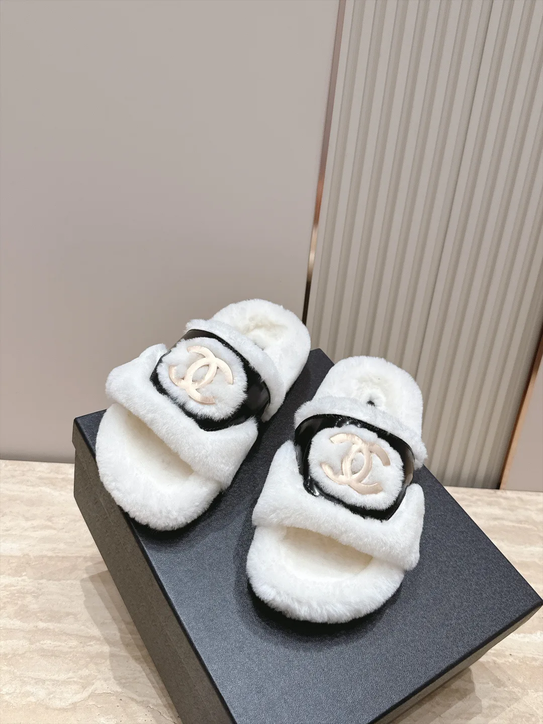 Тапочки Женские Chanel 18266285
