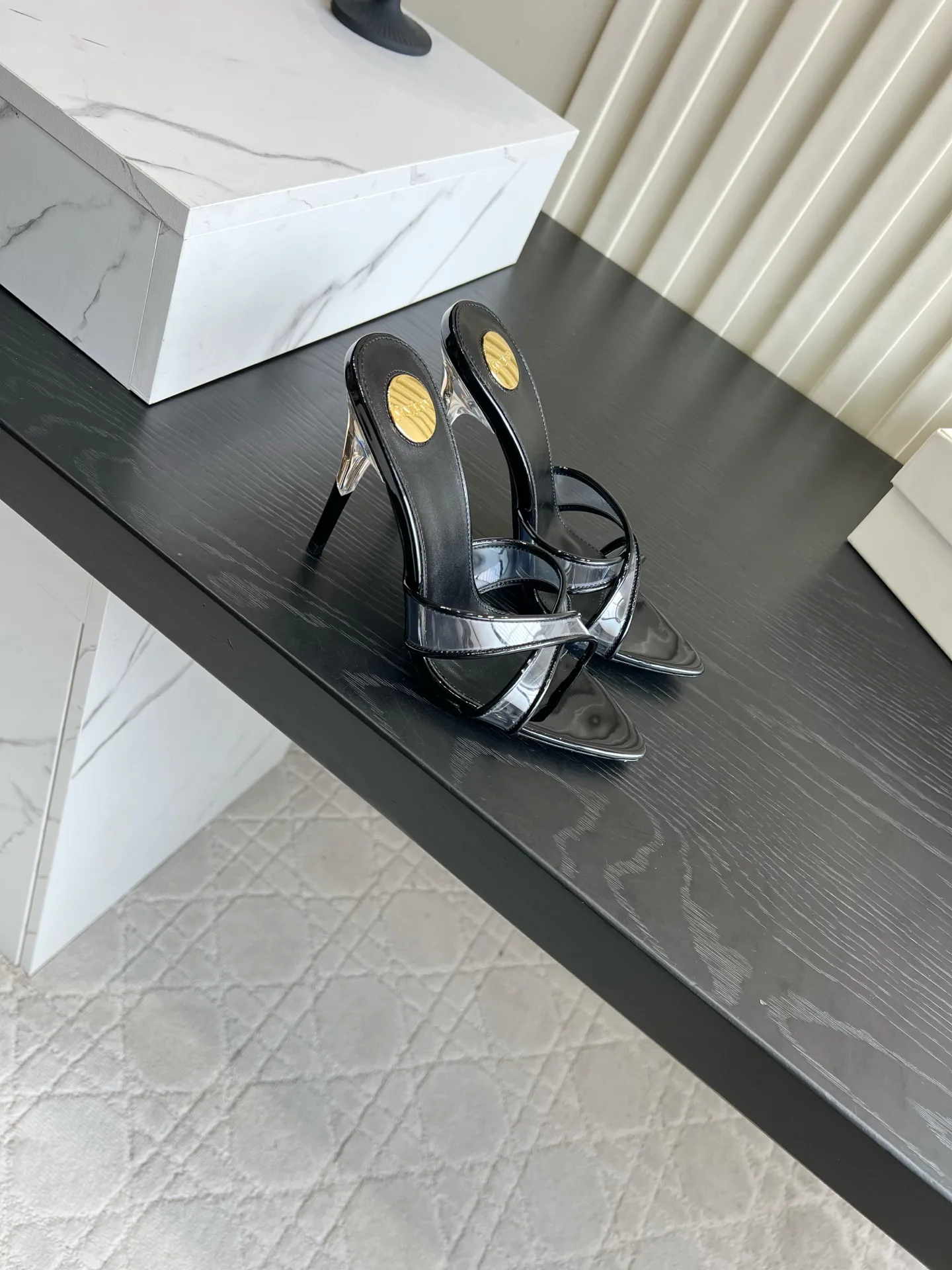 Босоножки Женские Saint Laurent 18614255
